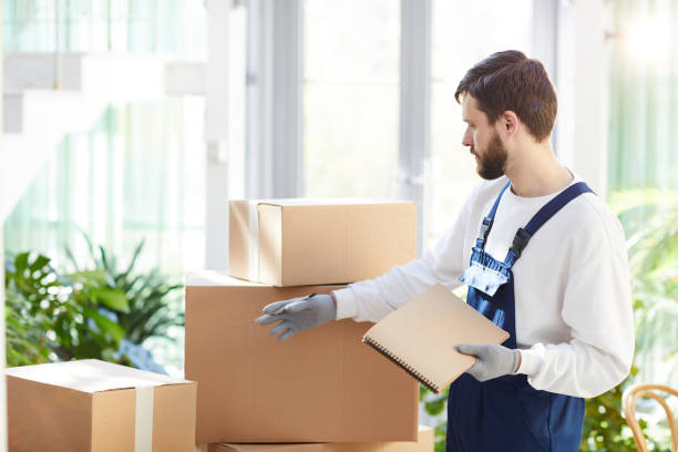 Employee Relocation Image
